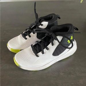 Under Armour Basketball Shoes